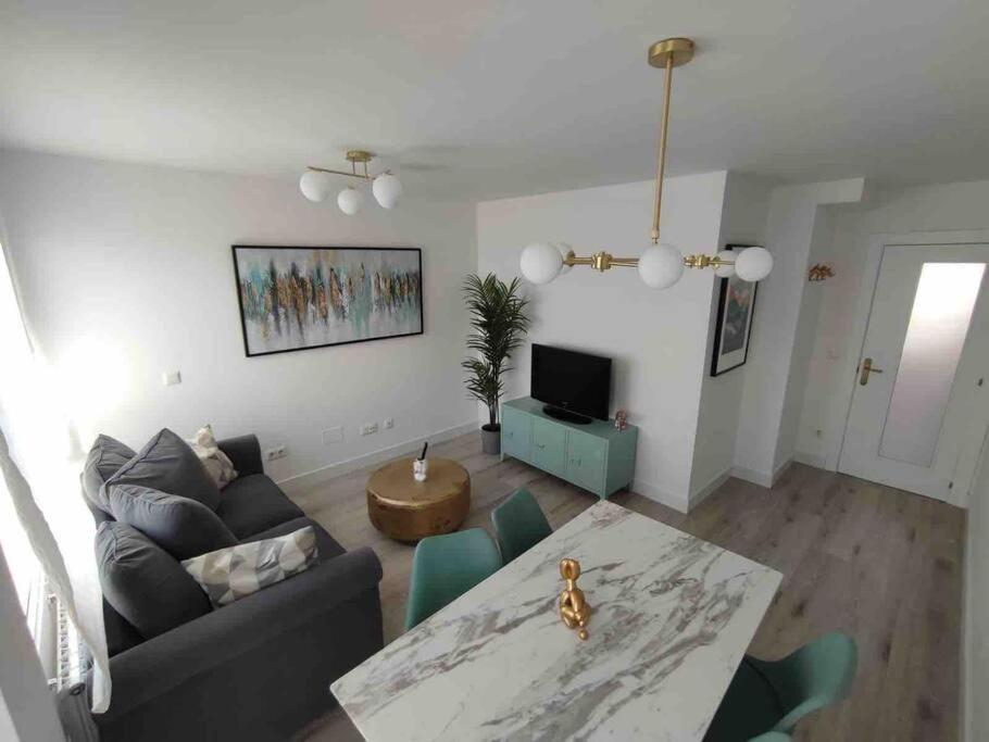 Exclusivo Apartamento Con Aparcamiento Gratuito Laredo Zewnętrze zdjęcie
