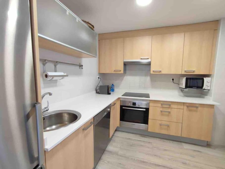 Exclusivo Apartamento Con Aparcamiento Gratuito Laredo Zewnętrze zdjęcie